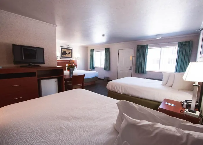Yellowstone National Park Cheap Hotels