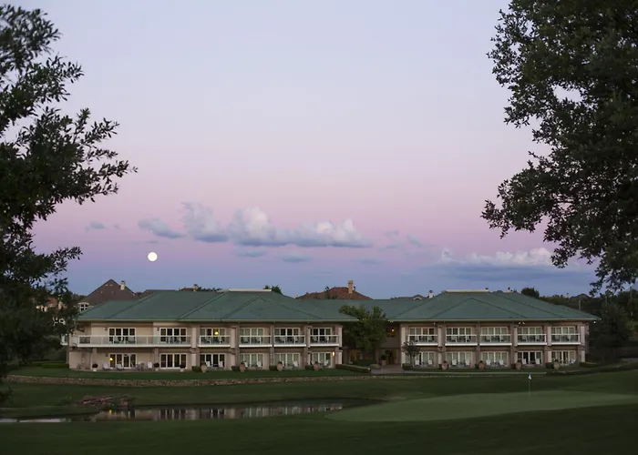 The Ritz-Carlton Dallas, Las Colinas