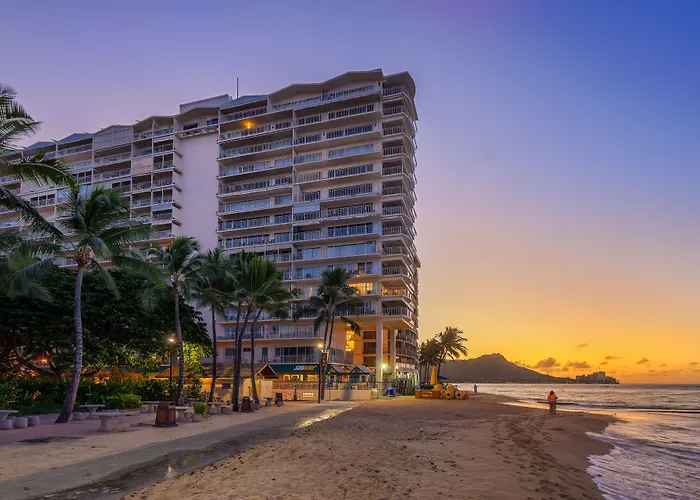 Castle Waikiki Shore